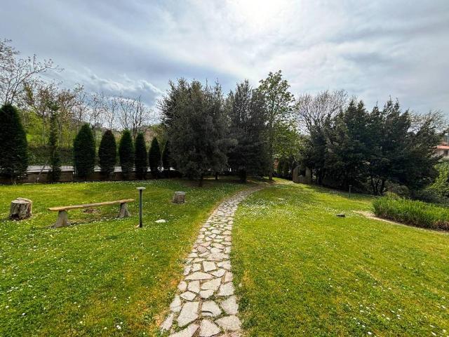 Villa in vendita a San Severino Marche MC