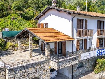 Villa in vendita a San Siro CO