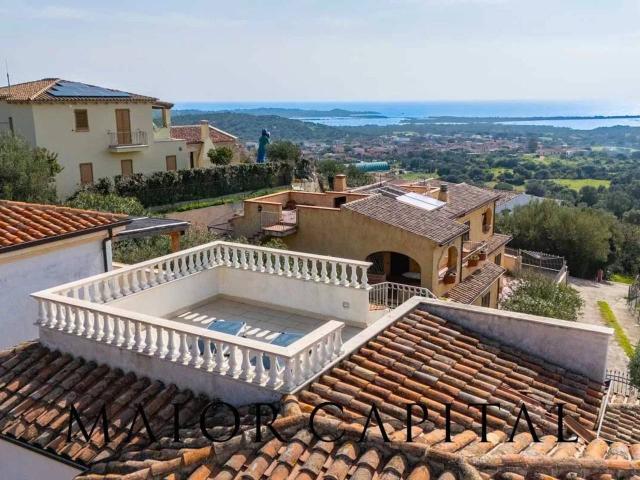 Villa in vendita a San Teodoro