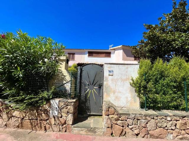 Villa in vendita a San Teodoro OT