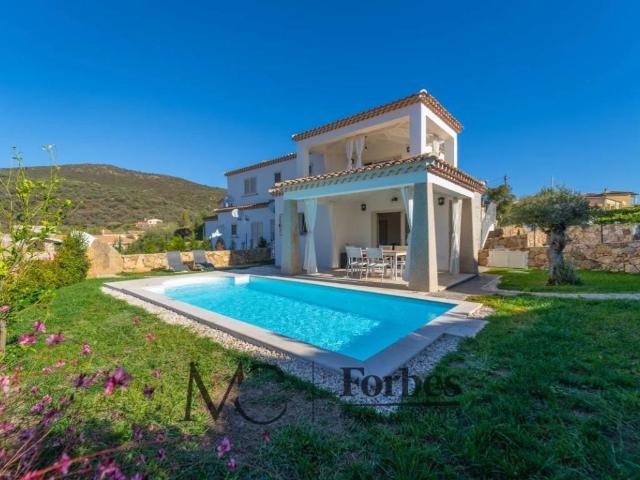 Villa in vendita a San Teodoro OT