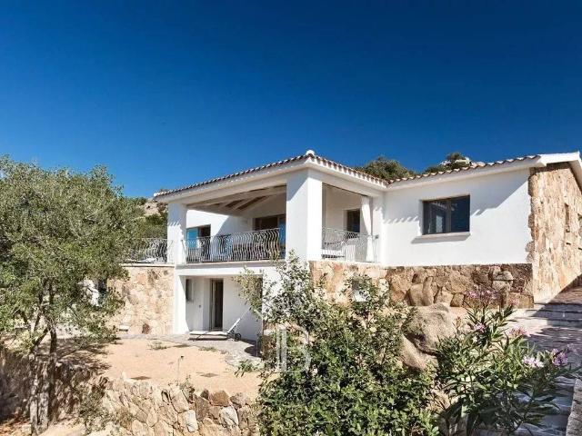 Villa in vendita a San Teodoro OT