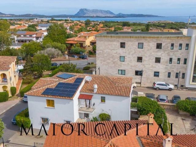 Villa in vendita a San Teodoro OT