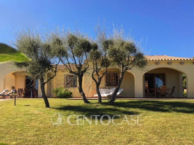 Villa in vendita a San Teodoro OT