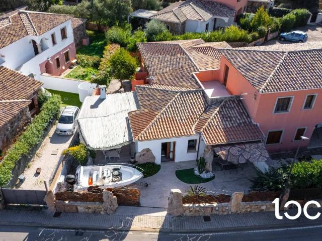 Villa in vendita a San Teodoro OT