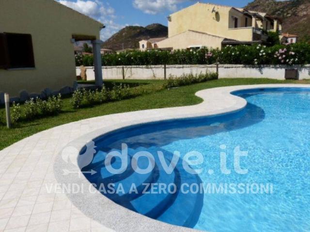 Villa in vendita a San Teodoro OT