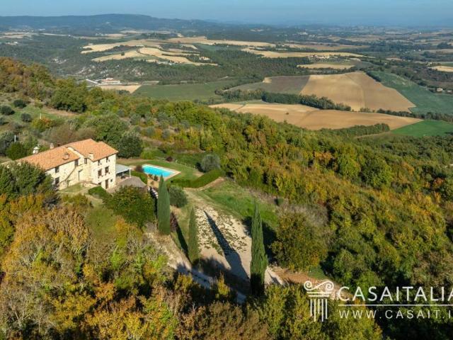 Villa in vendita a San Venanzo TR