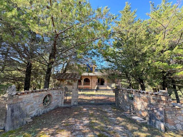 Villa in vendita a San Venanzo TR