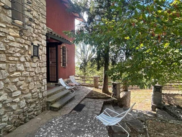 Villa in vendita a San Venanzo TR