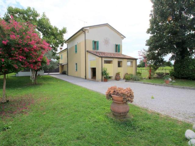 Villa in vendita a San Vendemiano TV