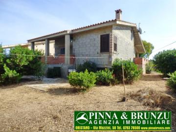 Villa in vendita a San Vero Milis via sa figu 15