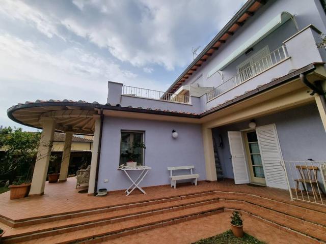 Villa in vendita a San Vincenzo LI