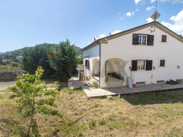Villa in vendita a San Vito Chietino CH