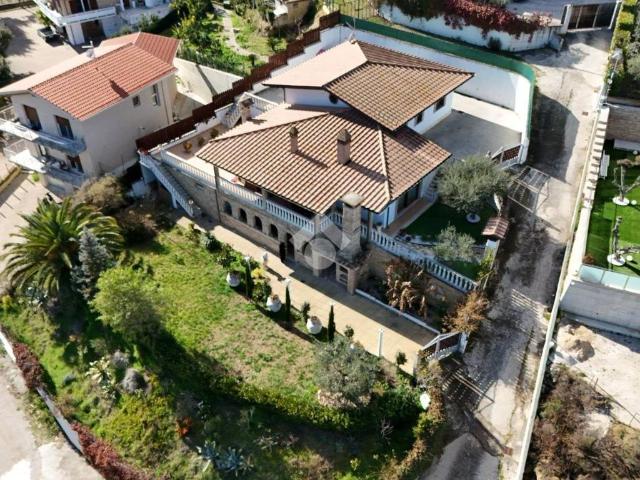 Villa in vendita a San Vito Chietino CH