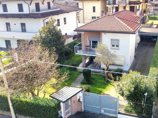 Villa in vendita a San Vittore Olona MI