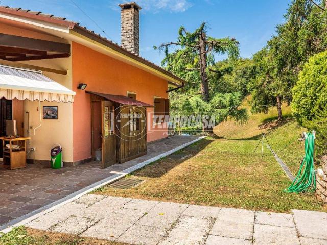 Villa in vendita a San Zeno di Montagna VR