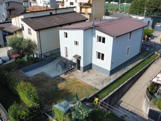 Villa in vendita a San Zeno Naviglio BS