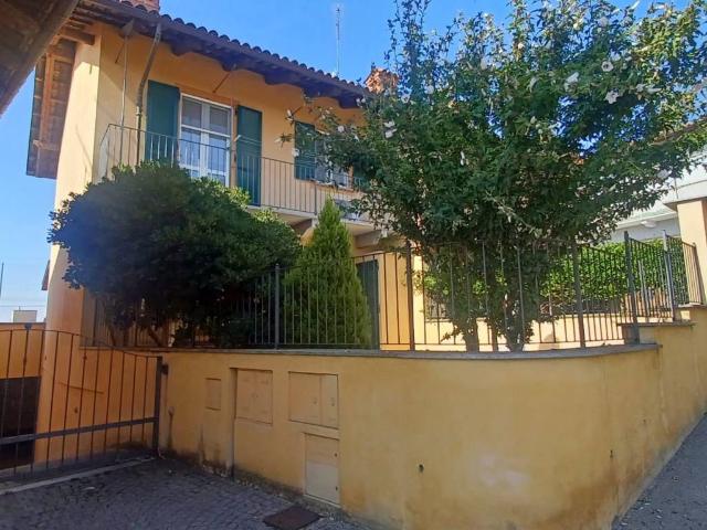 Villa in vendita a Sanfrè CN