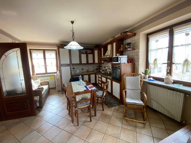 Villa in vendita a Sanfrè CN
