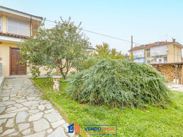 Villa in vendita a Sanfrè CN
