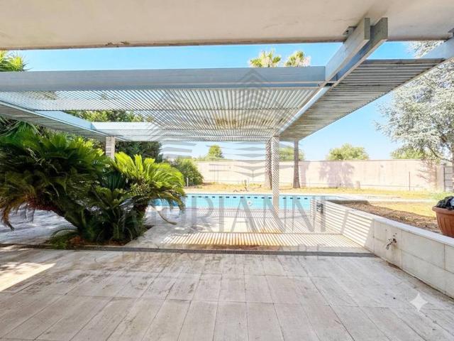 Villa in vendita a Sannicandro di Bari BA