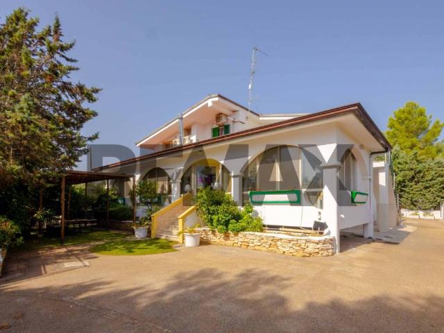 Villa in vendita a Sannicandro di Bari BA