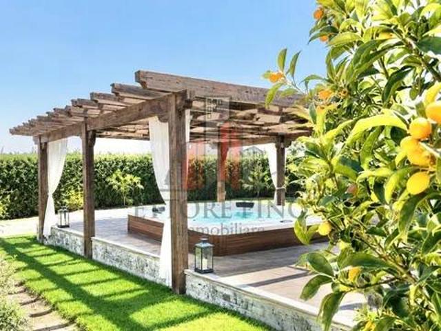 Villa in vendita a Sannicola LE