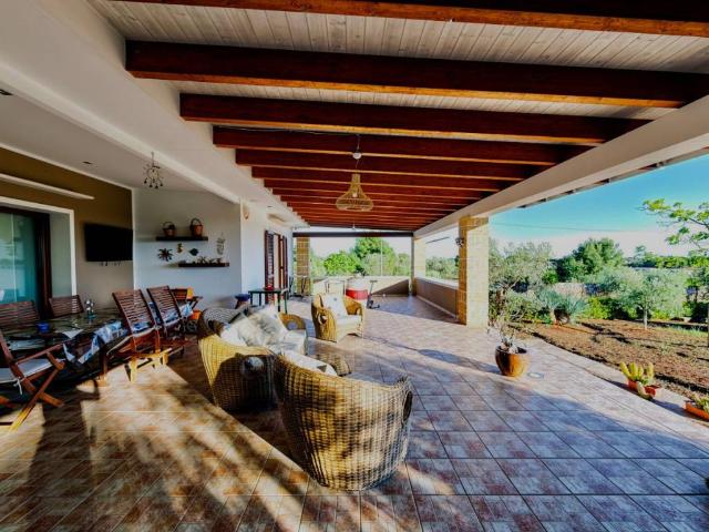 Villa in vendita a Sannicola LE