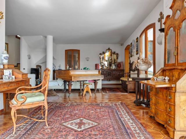 Villa in vendita a Sanremo 487m² Sanremo