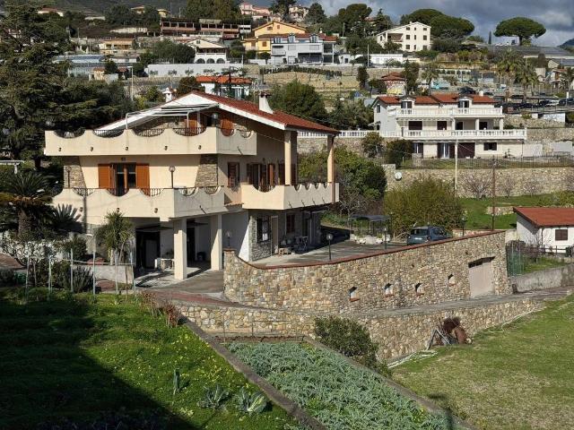 Villa in vendita a Sanremo IM