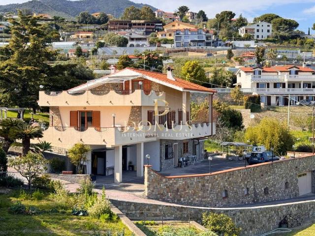 Villa in vendita a Sanremo IM