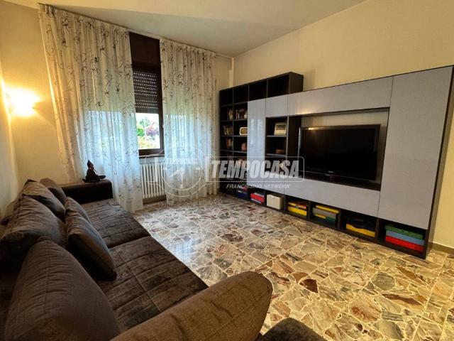 Villa in vendita a Santo Stefano Ticino MI