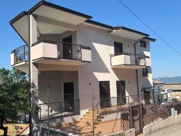 Villa in vendita a Santo Stefano del Sole AV