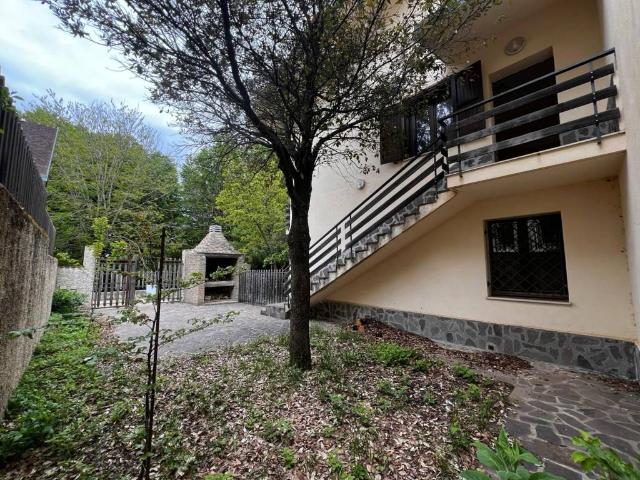 Villa in vendita a Santo Stefano in Aspromonte RC