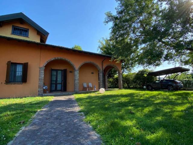 Villa in vendita a Santo Stefano Lodigiano LO