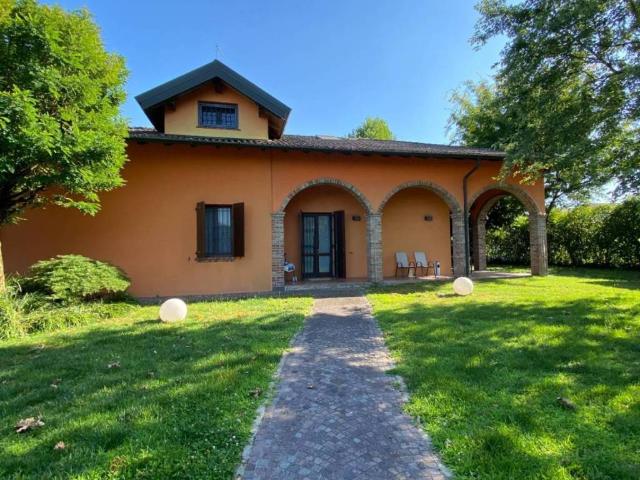 Villa in vendita a Santo Stefano Lodigiano LO