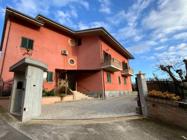 Villa in vendita a Sant'Omero TE
