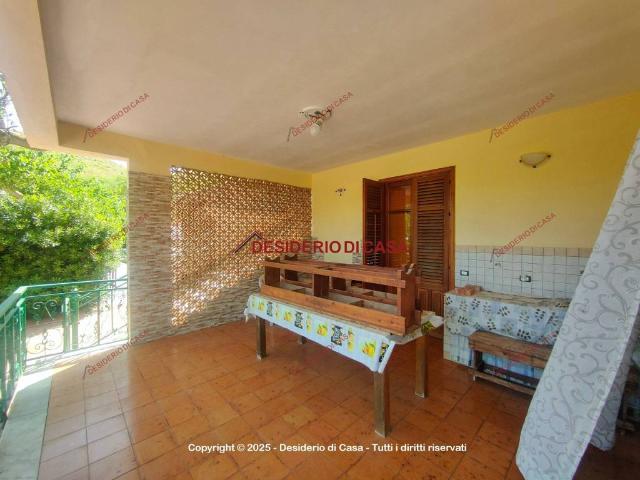 Villa in vendita a Santa Cristina Gela PA