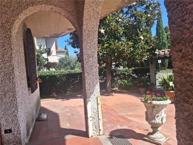 Villa in vendita a Santa Croce sull'Arno PI