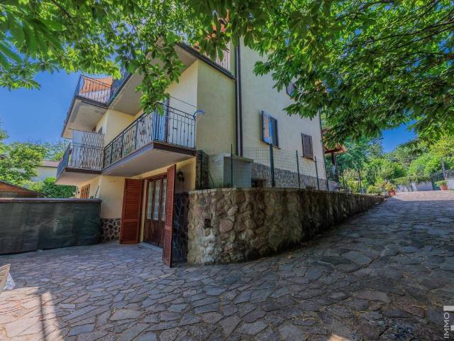 Villa in vendita a Santa Fiora GR