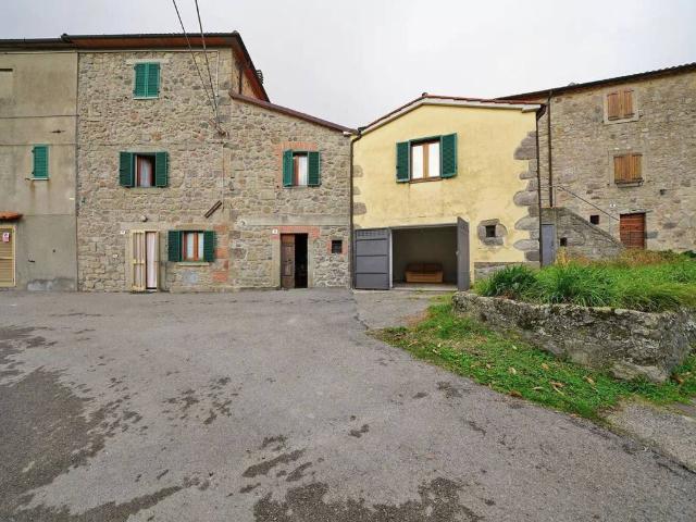 Villa in vendita a Santa Fiora GR
