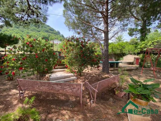 Villa in vendita a Santa Lucia del Mela ME