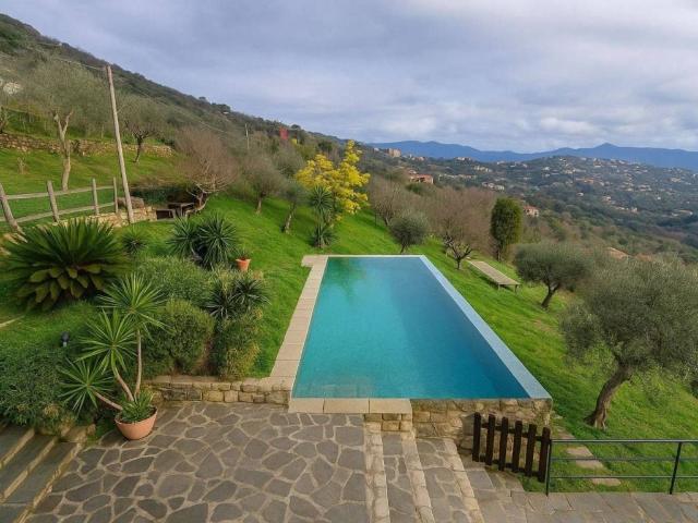 Villa in vendita a Santa Margherita Ligure GE