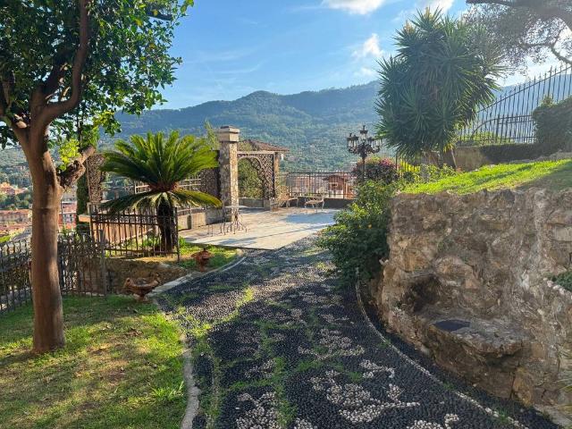 Villa in vendita a Santa Margherita Ligure GE