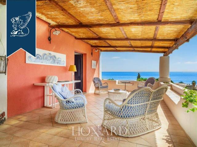 Villa in vendita a Santa Marina Salina ME