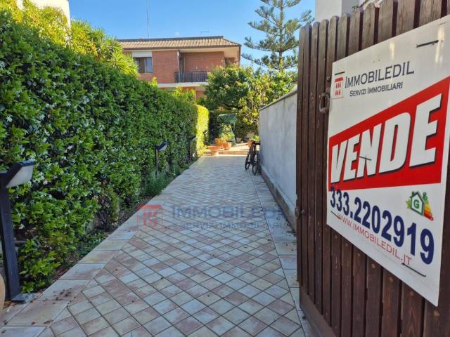 Villa in vendita a Santa Marinella RM