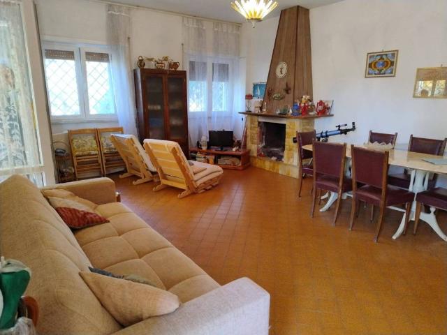 Villa in vendita a Santa Marinella RM