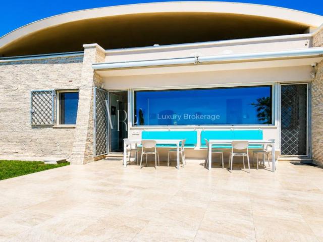 Villa in vendita a Santa Marinella RM