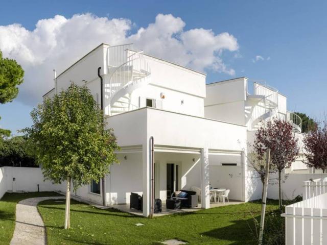 Villa in vendita a Santa Marinella RM