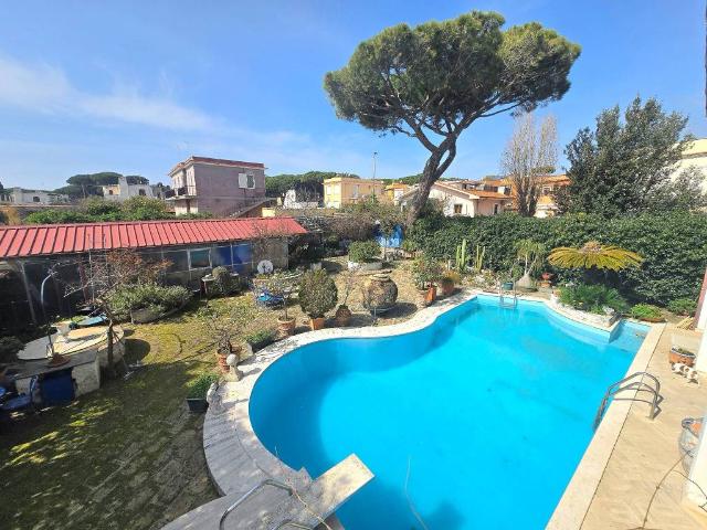 Villa in vendita a Santa Marinella RM